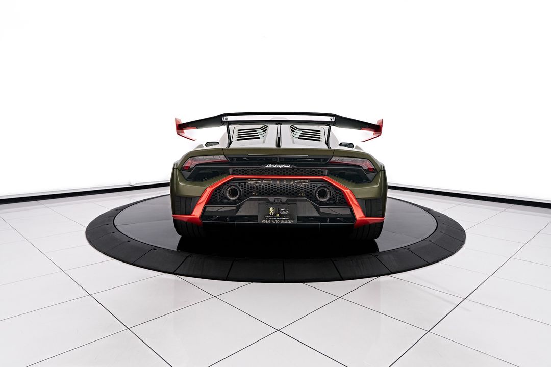 2023 Lamborghini Huracan STO