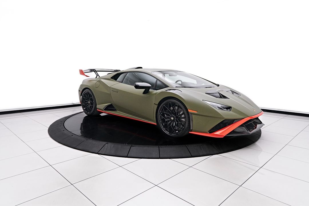 2023 Lamborghini Huracan STO