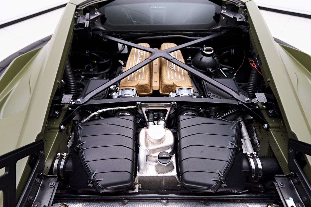 2023 Lamborghini Huracan STO