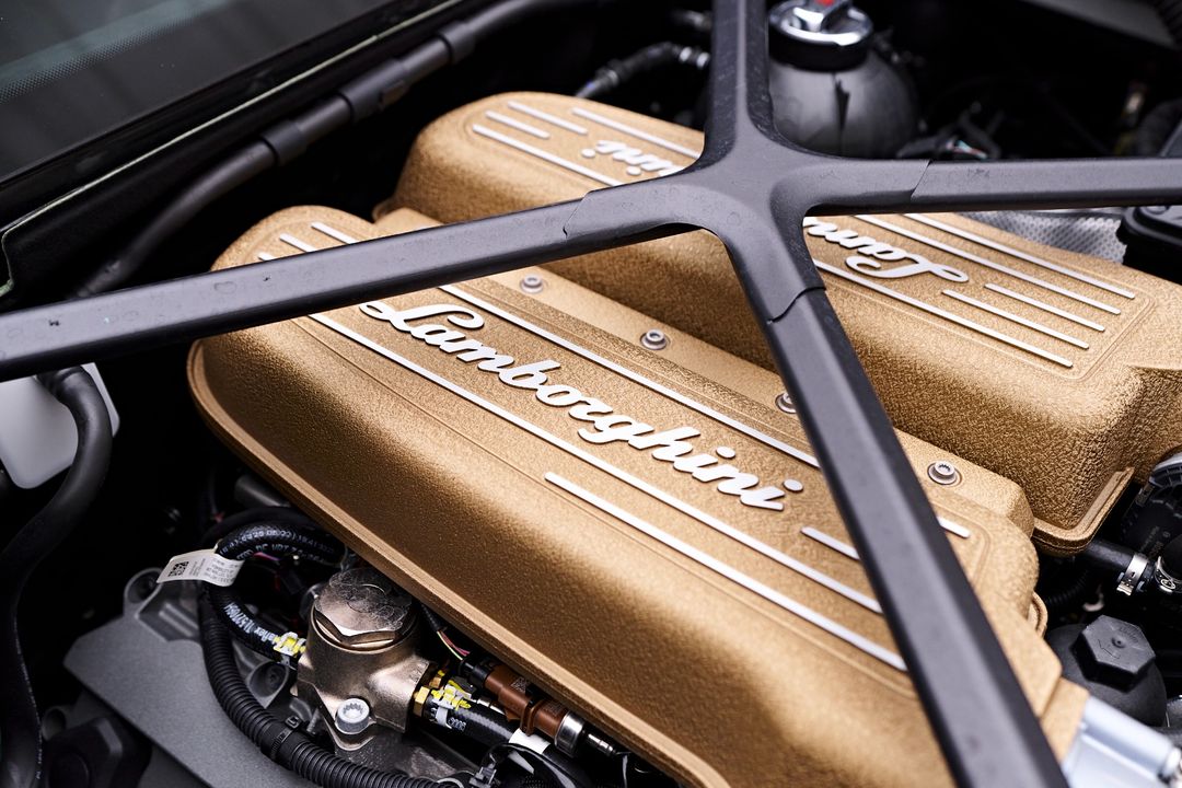 2023 Lamborghini Huracan STO