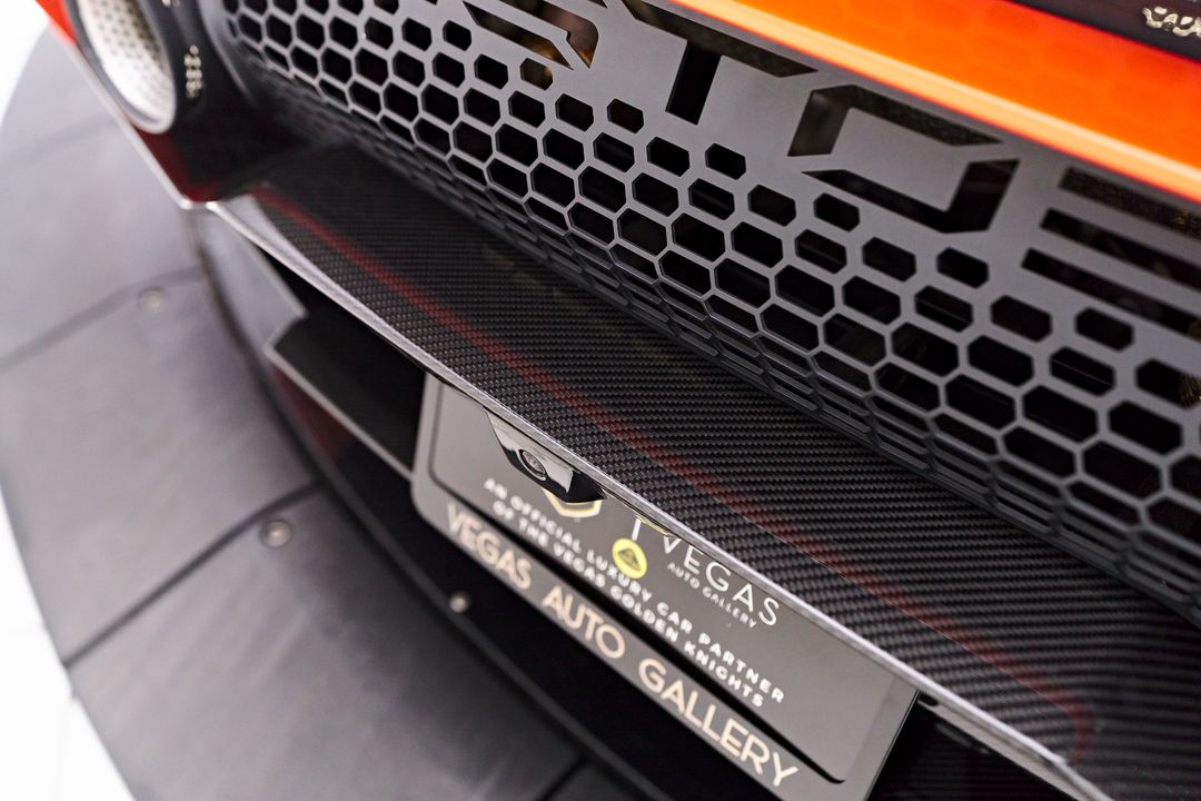 2023 Lamborghini Huracan STO