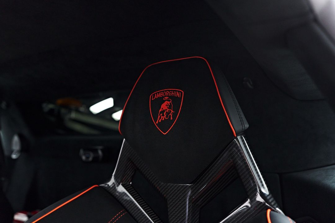 2023 Lamborghini Huracan STO