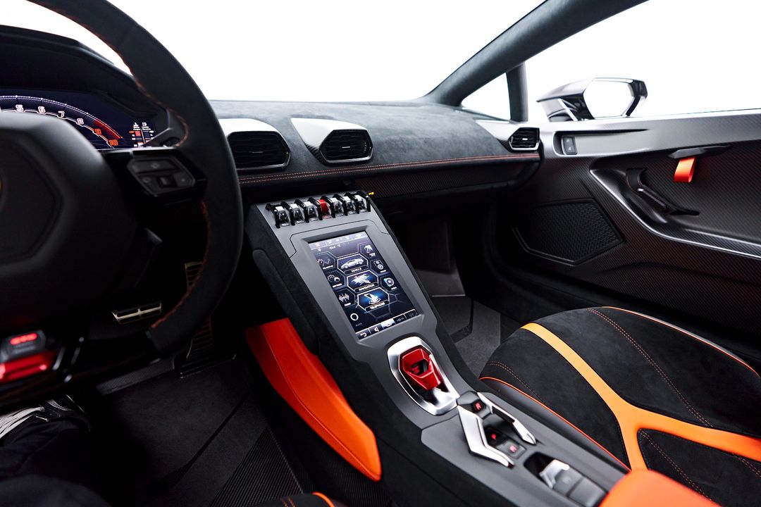 2023 Lamborghini Huracan STO