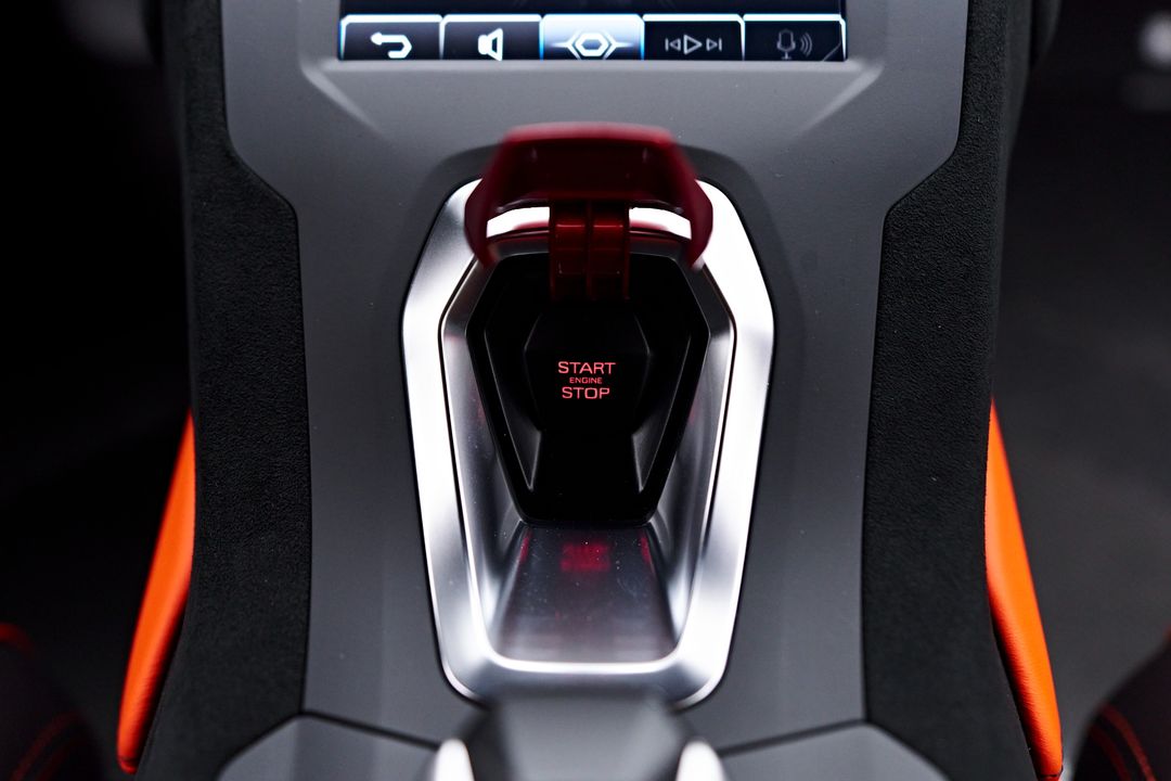 2023 Lamborghini Huracan STO