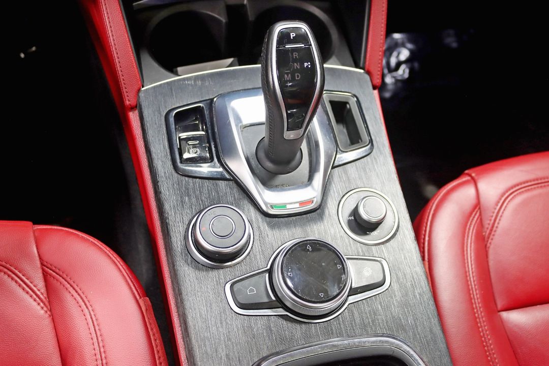 2020 Alfa Romeo Stelvio