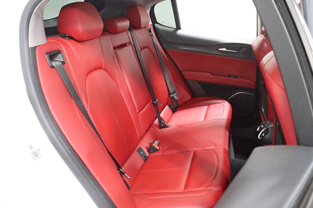 2020 Alfa Romeo Stelvio