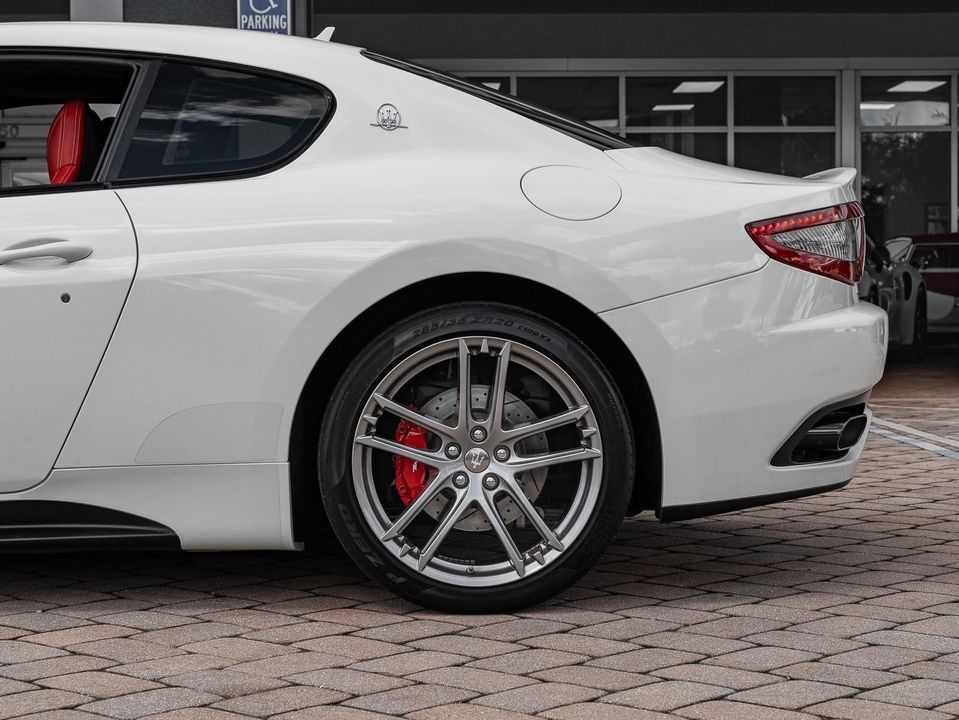 2017 Maserati GranTurismo