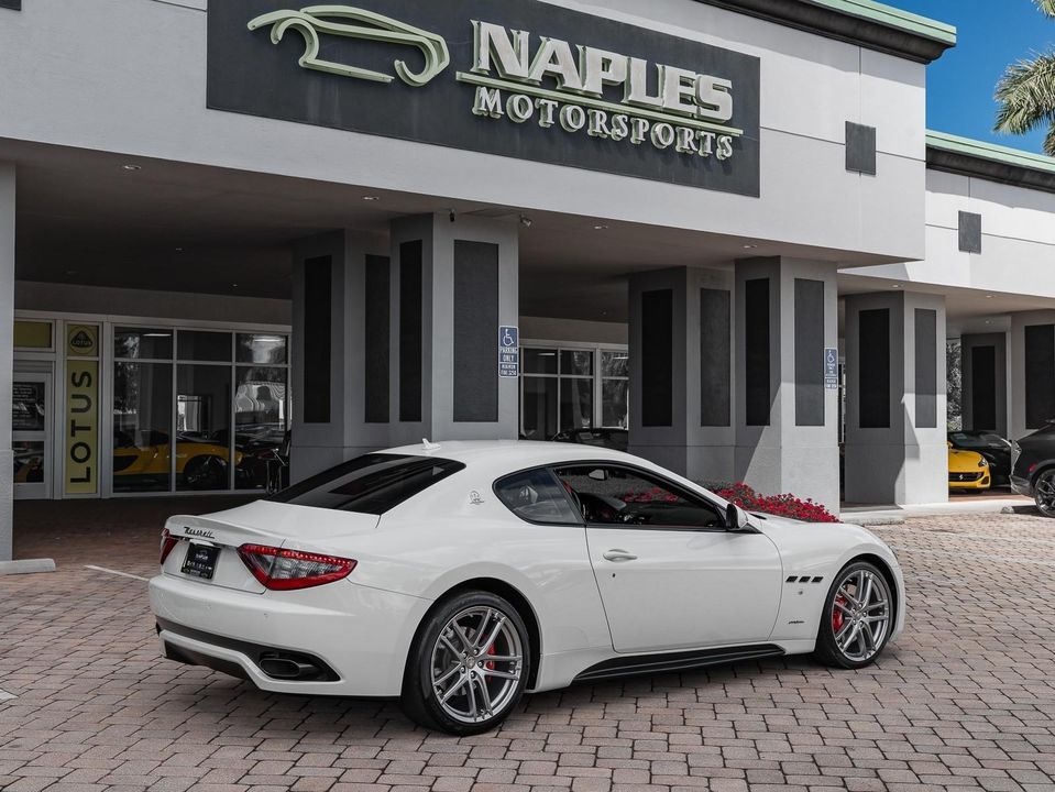 2017 Maserati GranTurismo