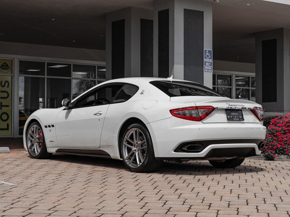 2017 Maserati GranTurismo
