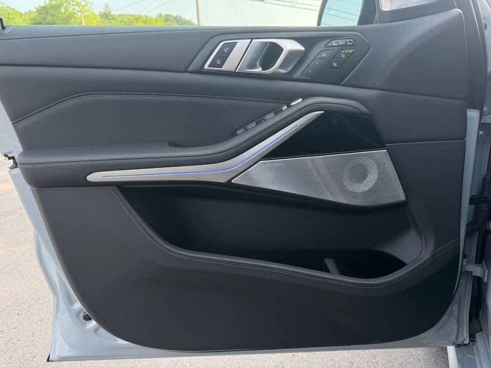 2024 BMW X7