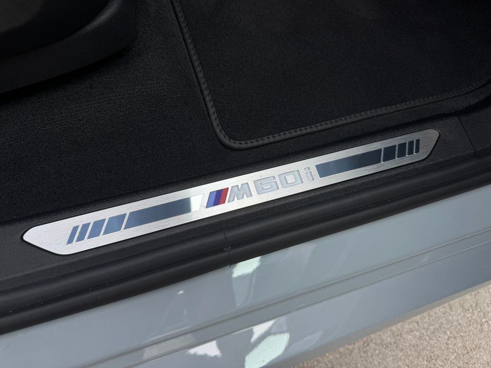 2024 BMW X7