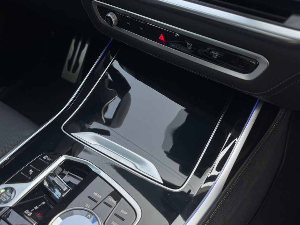 2024 BMW X7