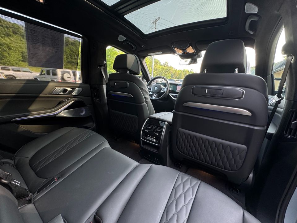 2024 BMW X7