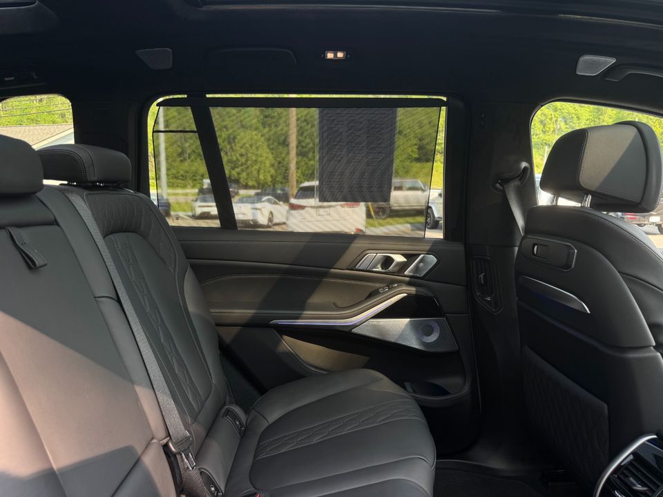 2024 BMW X7