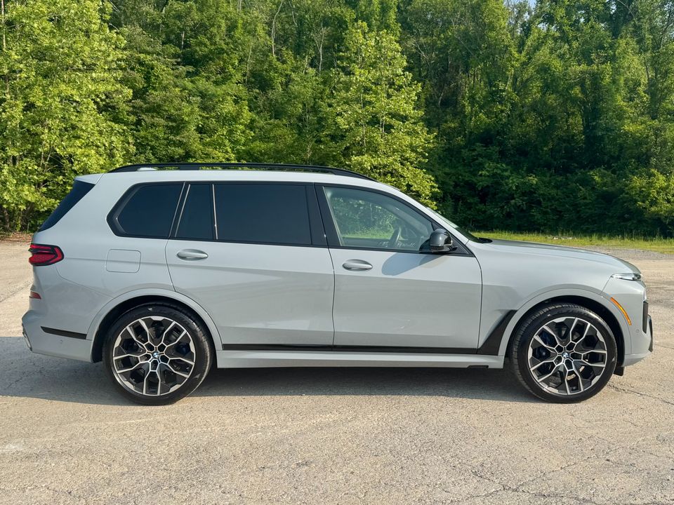2024 BMW X7