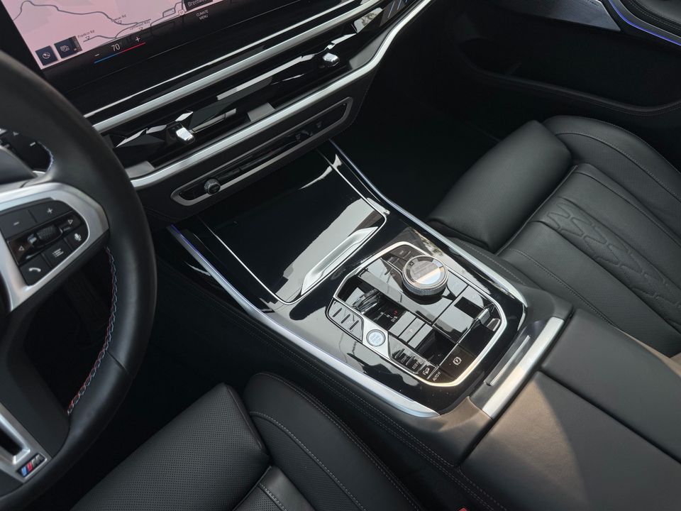 2024 BMW X7