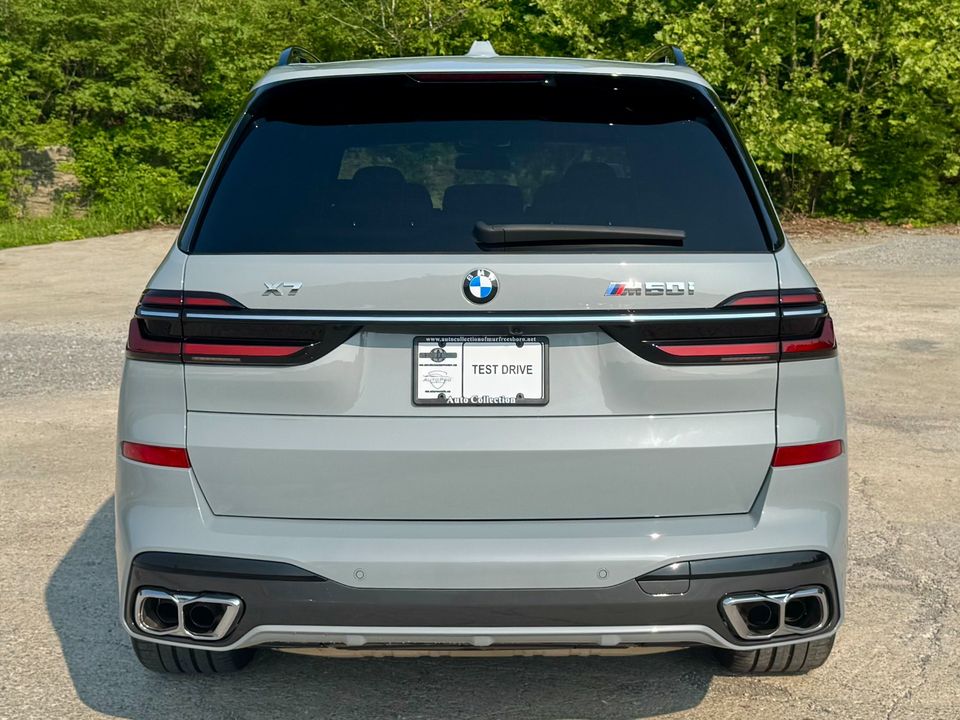 2024 BMW X7