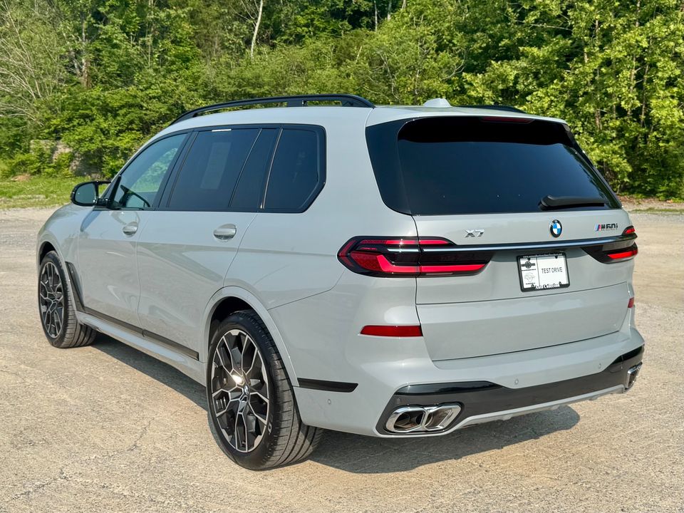 2024 BMW X7