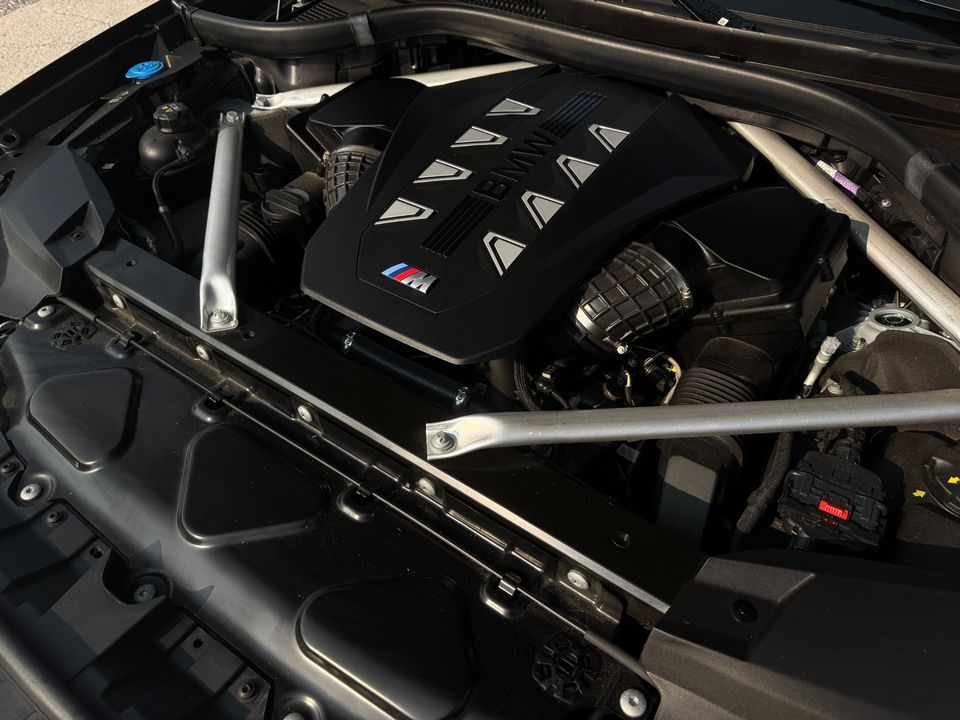 2024 BMW X7