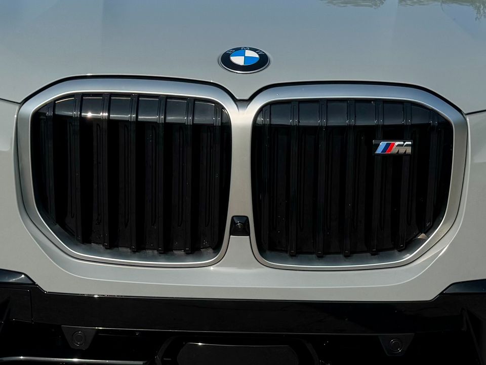 2024 BMW X7