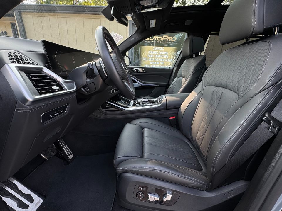 2024 BMW X7