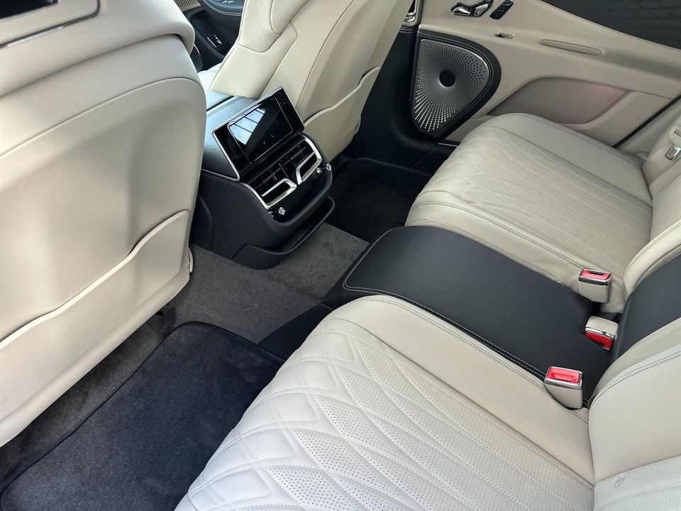 2026 Bentley Flying Spur
