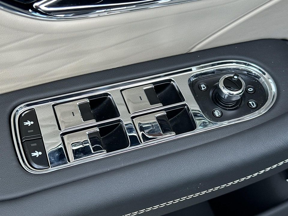 2026 Bentley Flying Spur
