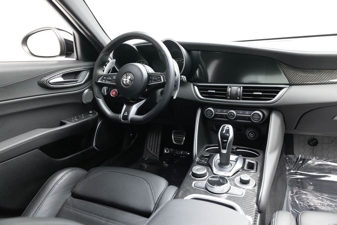 2023 Alfa Romeo Giulia Quadrifoglio