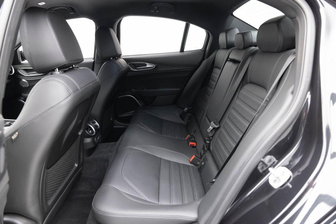 2023 Alfa Romeo Giulia Quadrifoglio