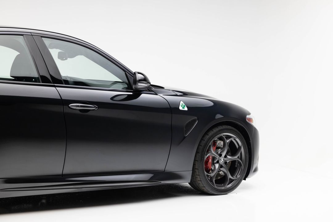 2023 Alfa Romeo Giulia Quadrifoglio