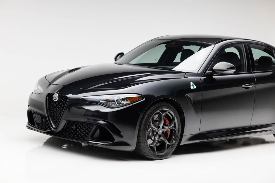 2023 Alfa Romeo Giulia Quadrifoglio
