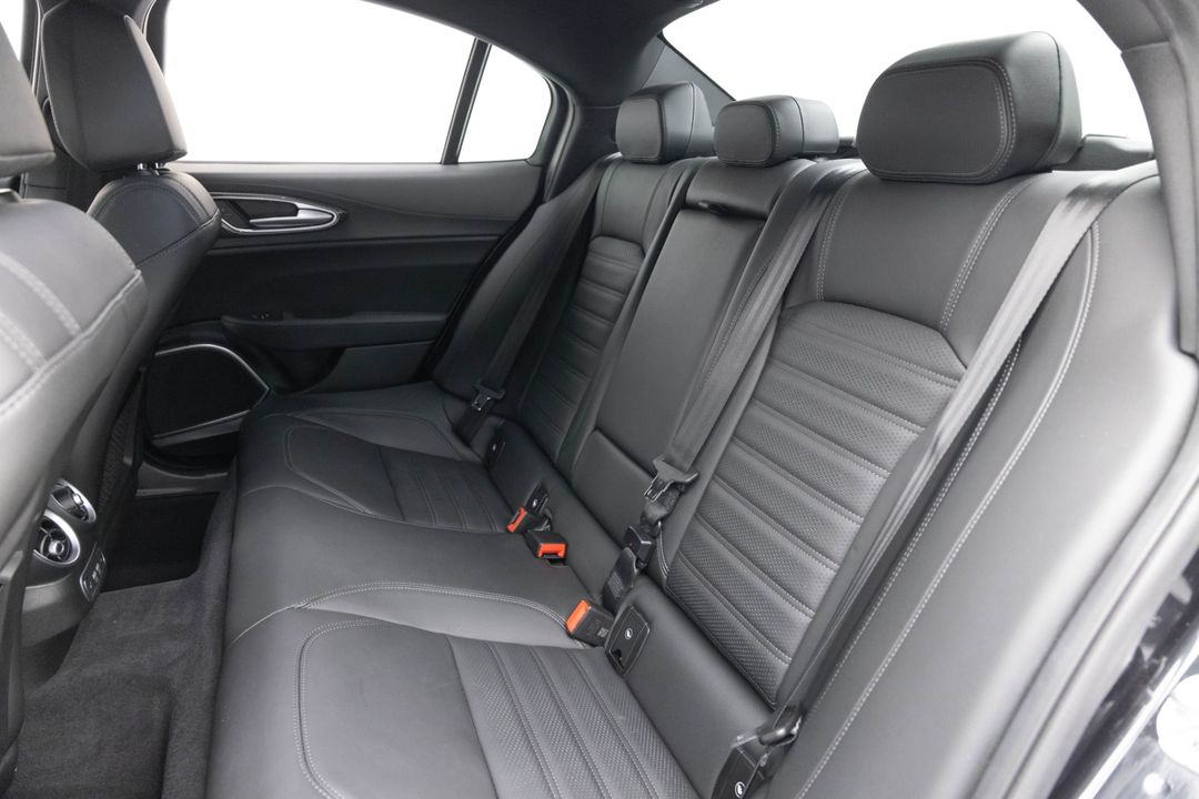 2023 Alfa Romeo Giulia Quadrifoglio