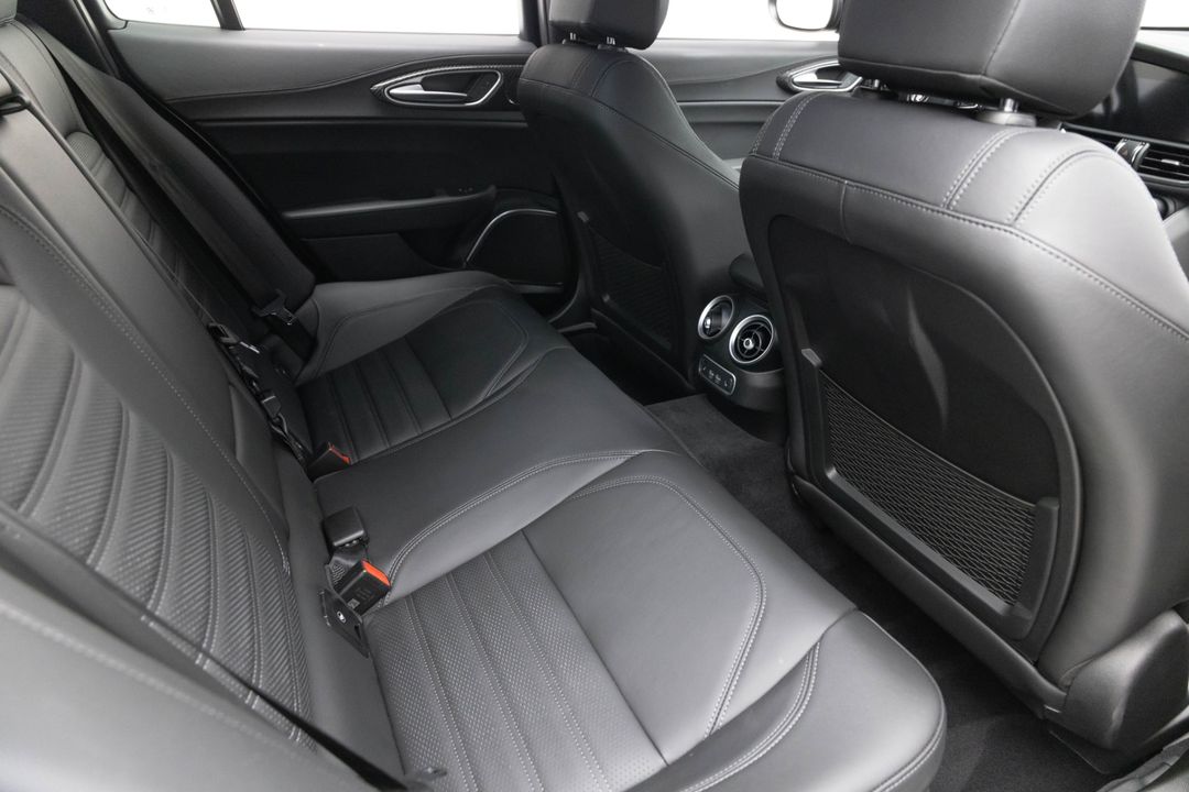 2023 Alfa Romeo Giulia Quadrifoglio