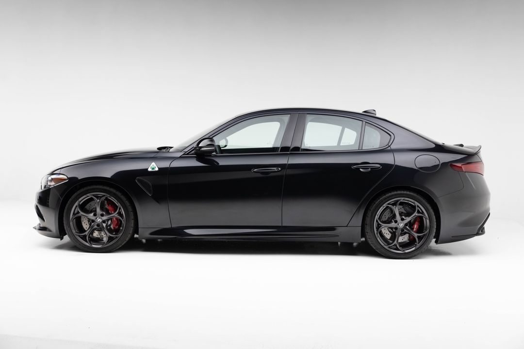 2023 Alfa Romeo Giulia Quadrifoglio