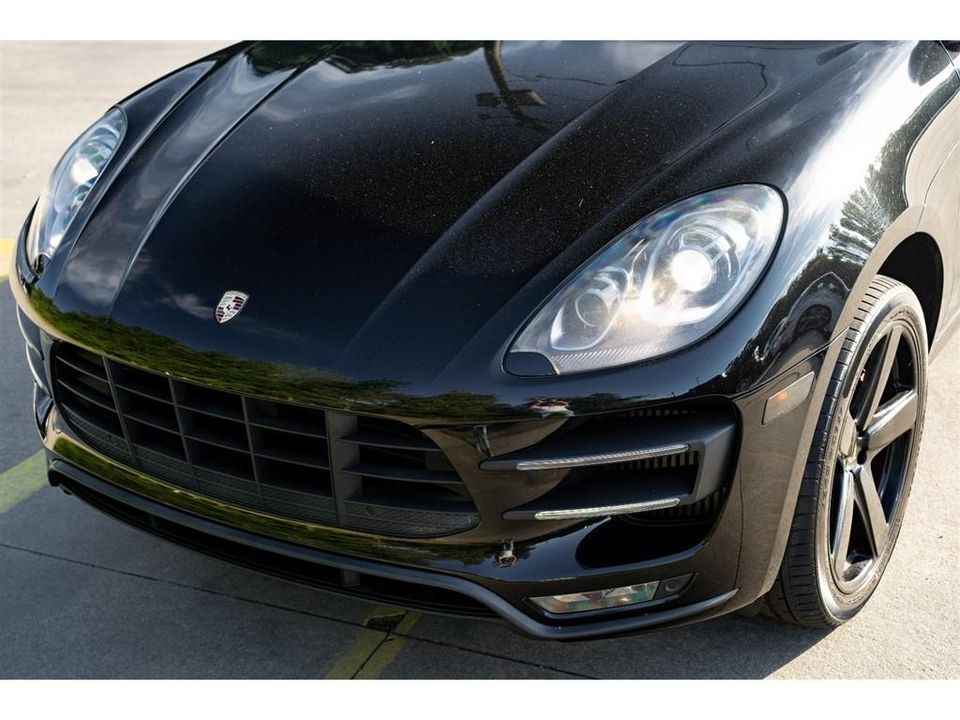 2016 Porsche Macan