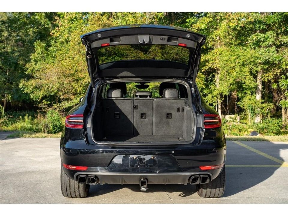 2016 Porsche Macan