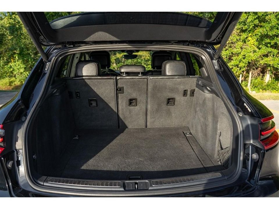 2016 Porsche Macan