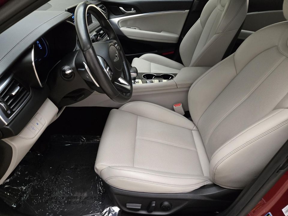 2022 Genesis G70