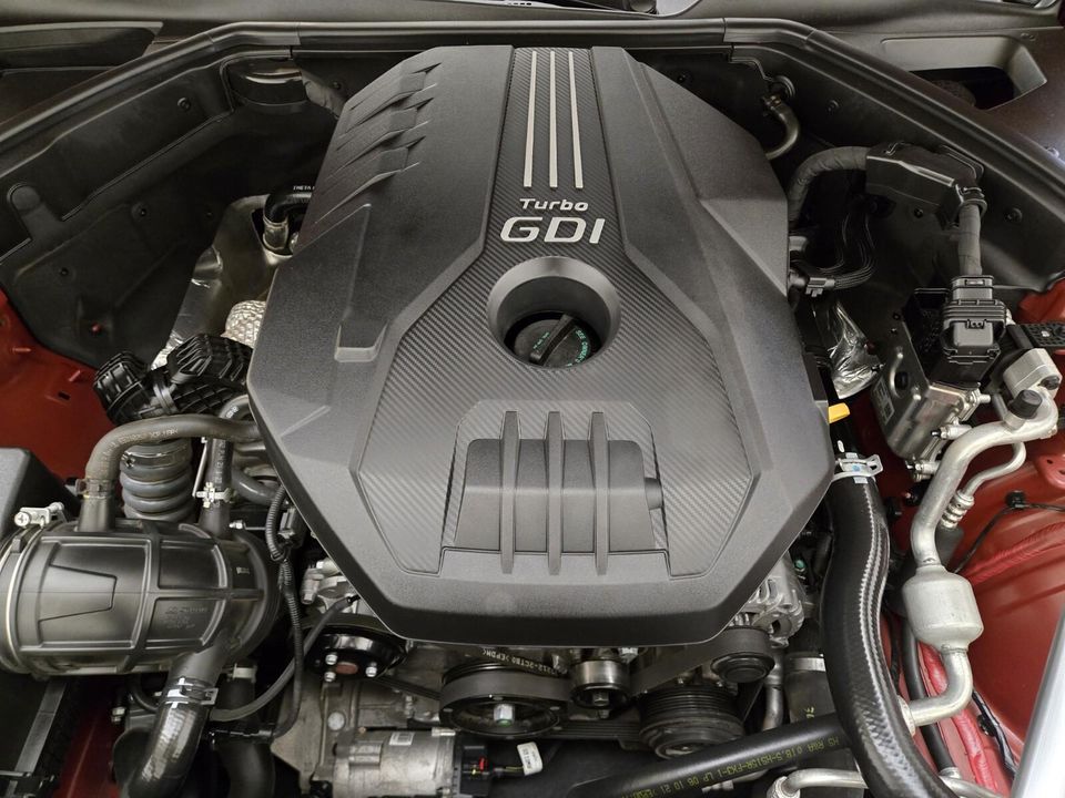 2022 Genesis G70