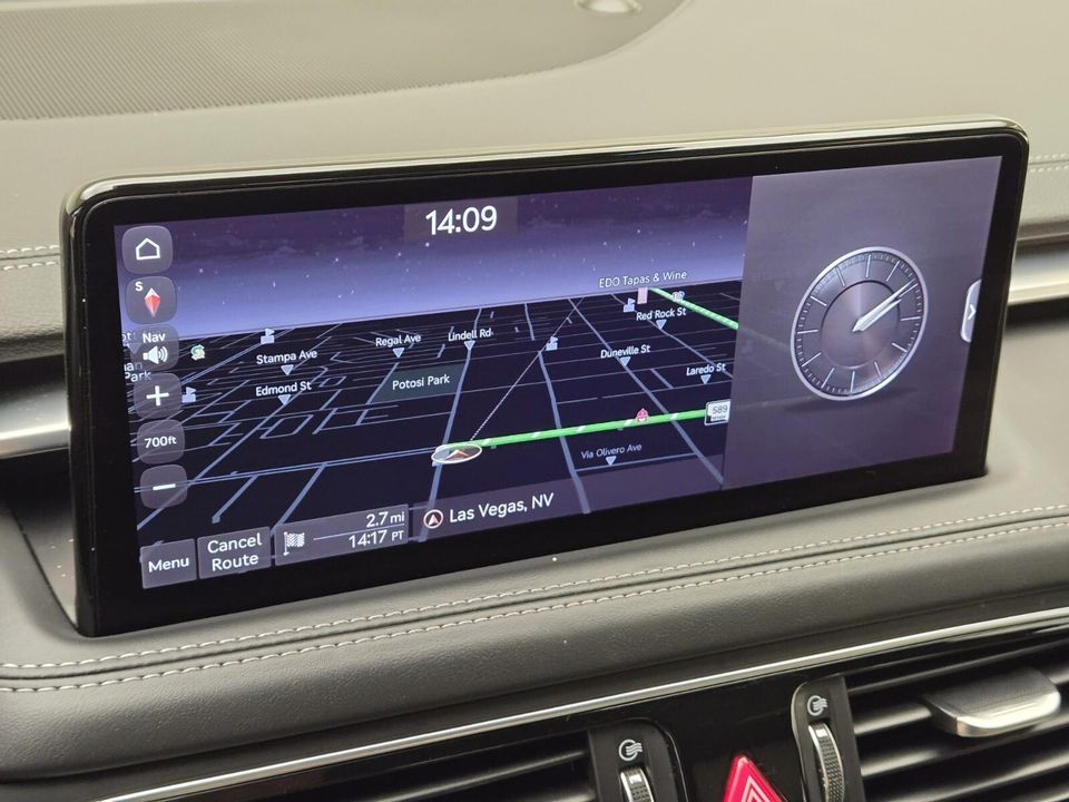 2022 Genesis G70