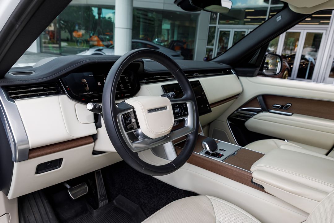 2024 Land Rover Range Rover
