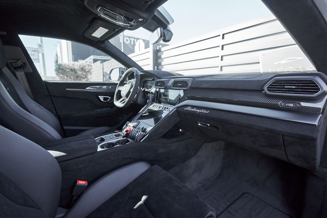 2023 Lamborghini Urus