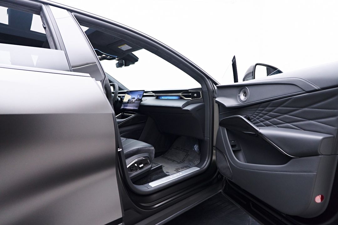 2025 Lotus Eletre