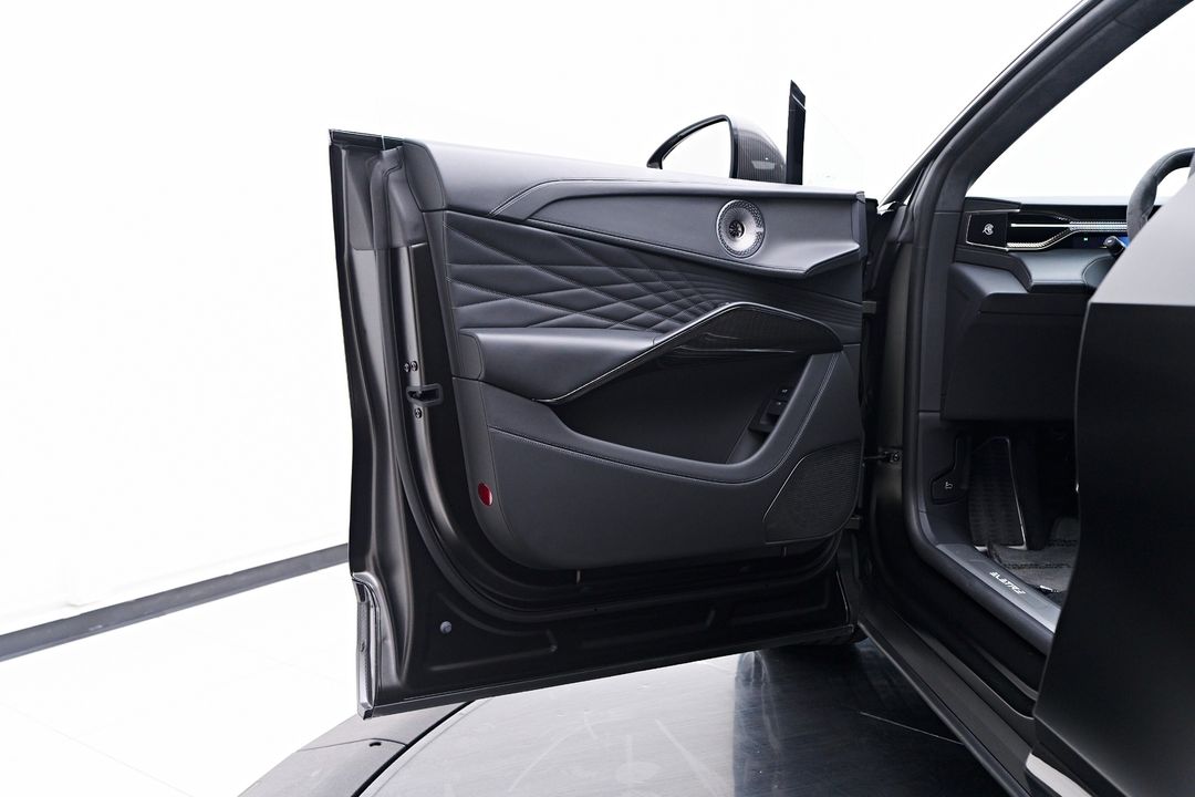2025 Lotus Eletre