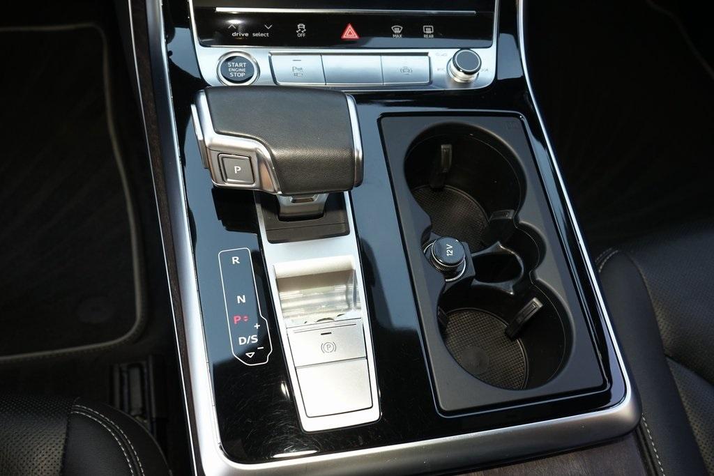 2021 Audi Q8