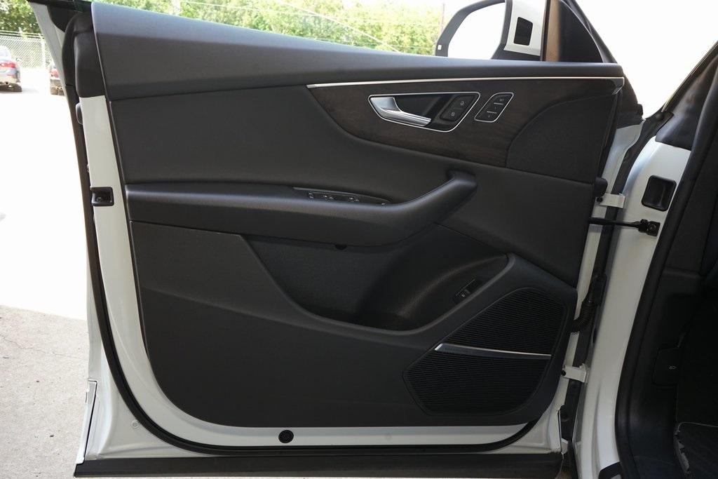 2021 Audi Q8