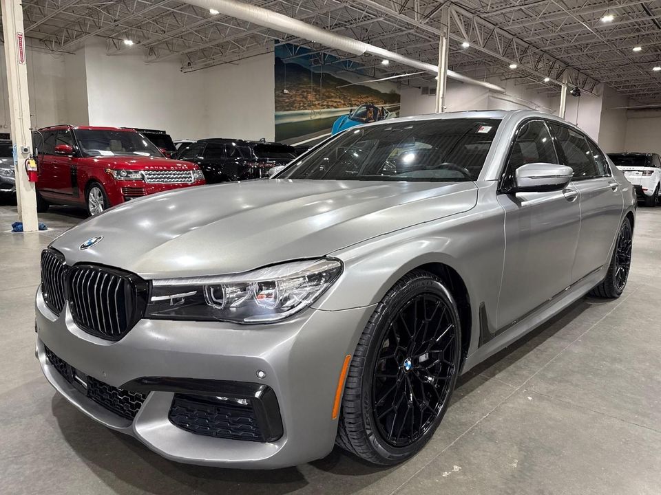 2019 BMW 740i