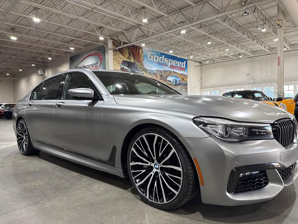 2019 BMW 740i