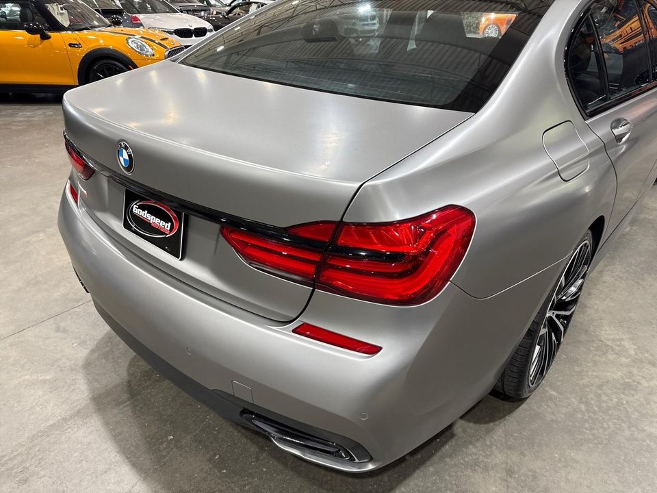 2019 BMW 740i