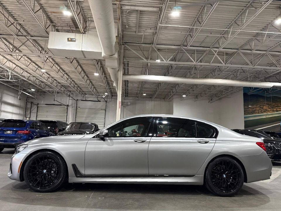 2019 BMW 740i
